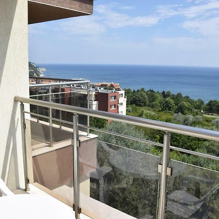 Byla White Residence بايالا المظهر الخارجي الصورة