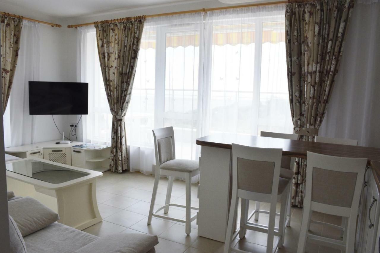 Byla White Residence بايالا المظهر الخارجي الصورة