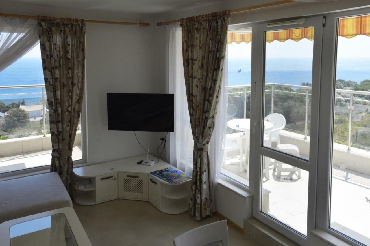 Byla White Residence بايالا المظهر الخارجي الصورة